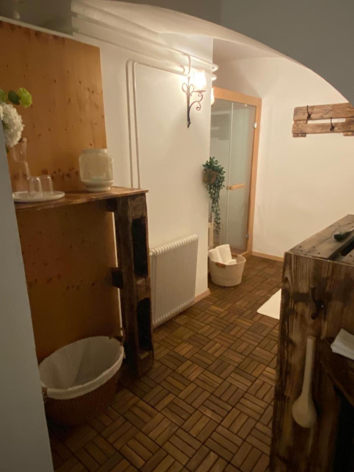 Mit Sauna Im Wienerwald - Apartment Modling